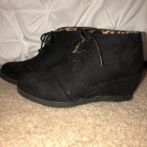 Black Heeled Boot